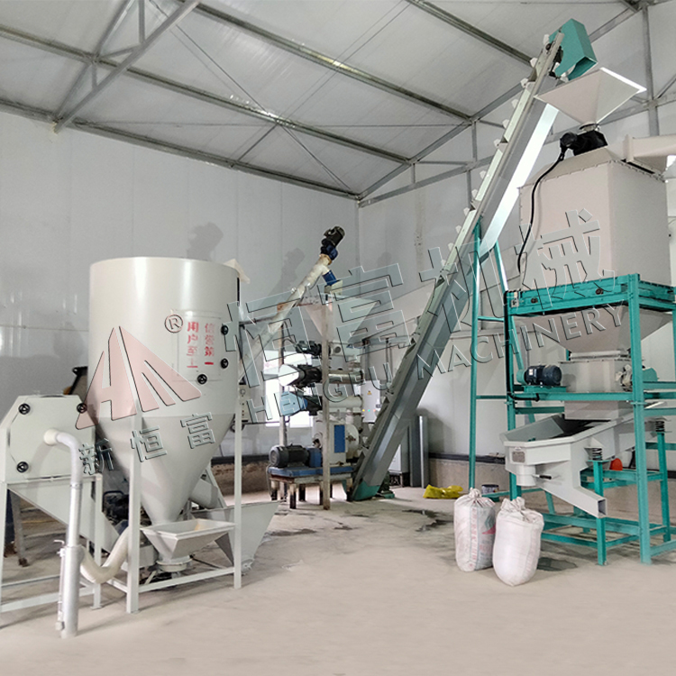 河南（nán）鶴壁250環模顆粒飼料機組