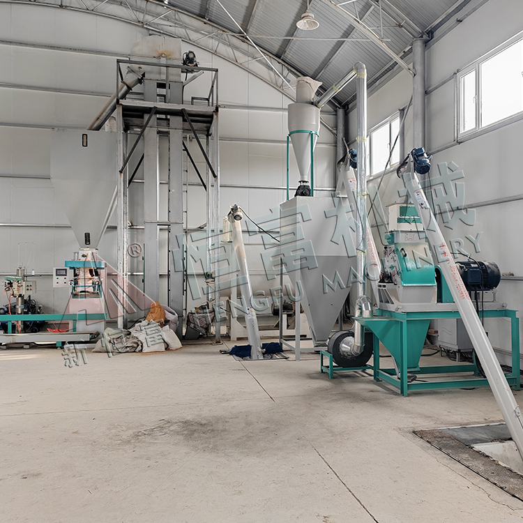 內蒙古赤峰（fēng）粉狀飼料機組