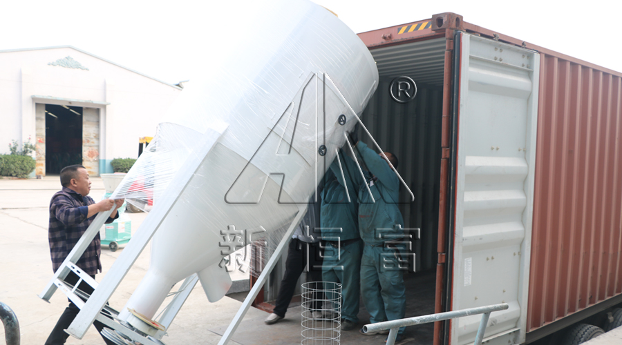 集裝箱裝（zhuāng）車現場